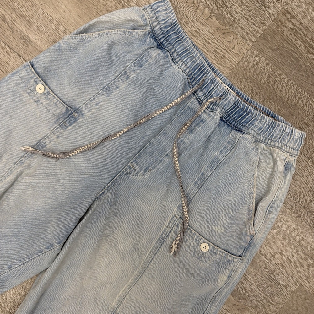 Free People We The Free Bright Eyed Barrel Jeans Womens L Light Wash Pull On
